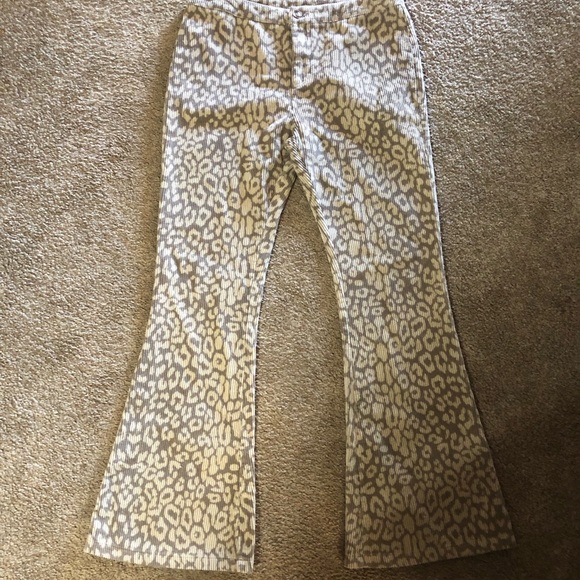 Leopard print corduroy bell bottoms - Picture 5 of 5